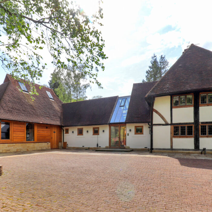 Incredible medieval property from team who created Shakespeares Globe goes up for sale for GBP 2.8M